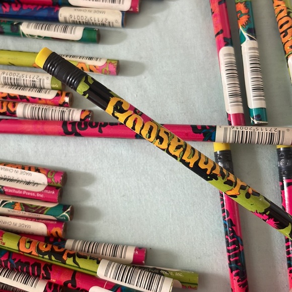Vintage 90s Goosebumps Pencils NWT bundles of 5 - Picture 5 of 6